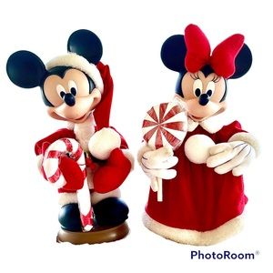 Disney Mickey and Minnie 18” animated Christmas figures vintage FREE SHIPPING!